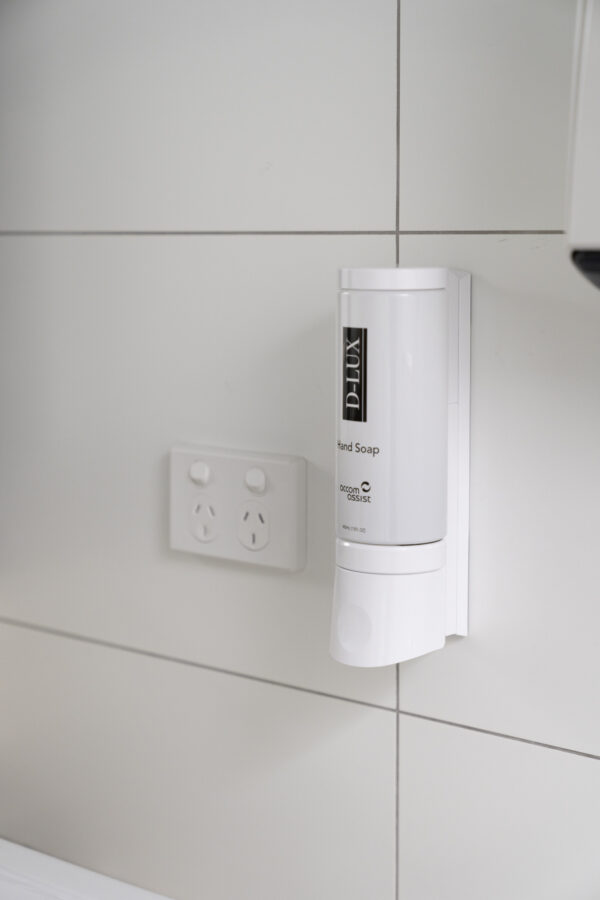 DLUX 2.0 LS White Refillable Dispenser - Image 3